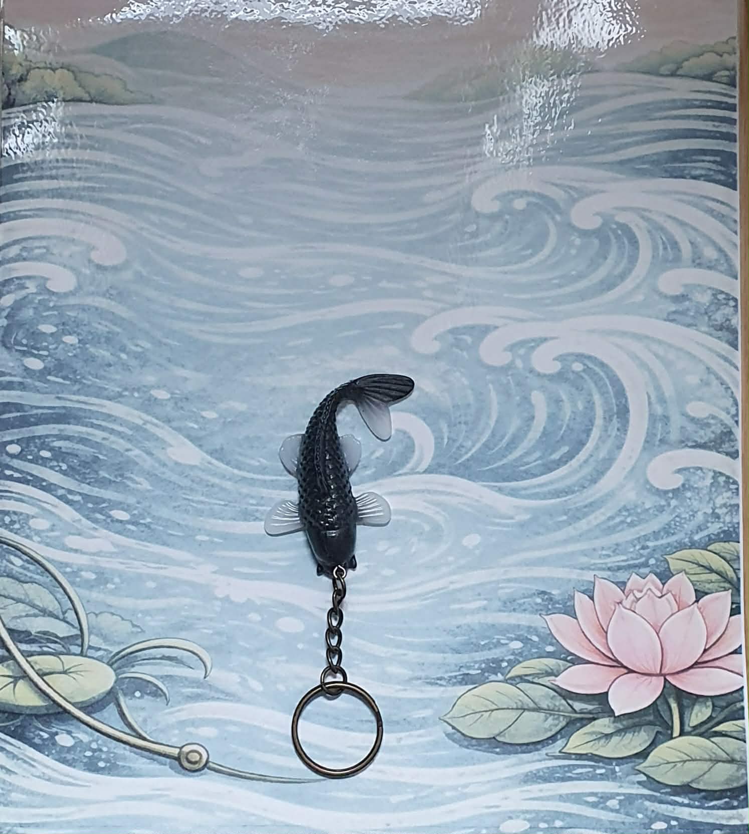 Porte-clé Carpe Koï noir et blanc tacheté