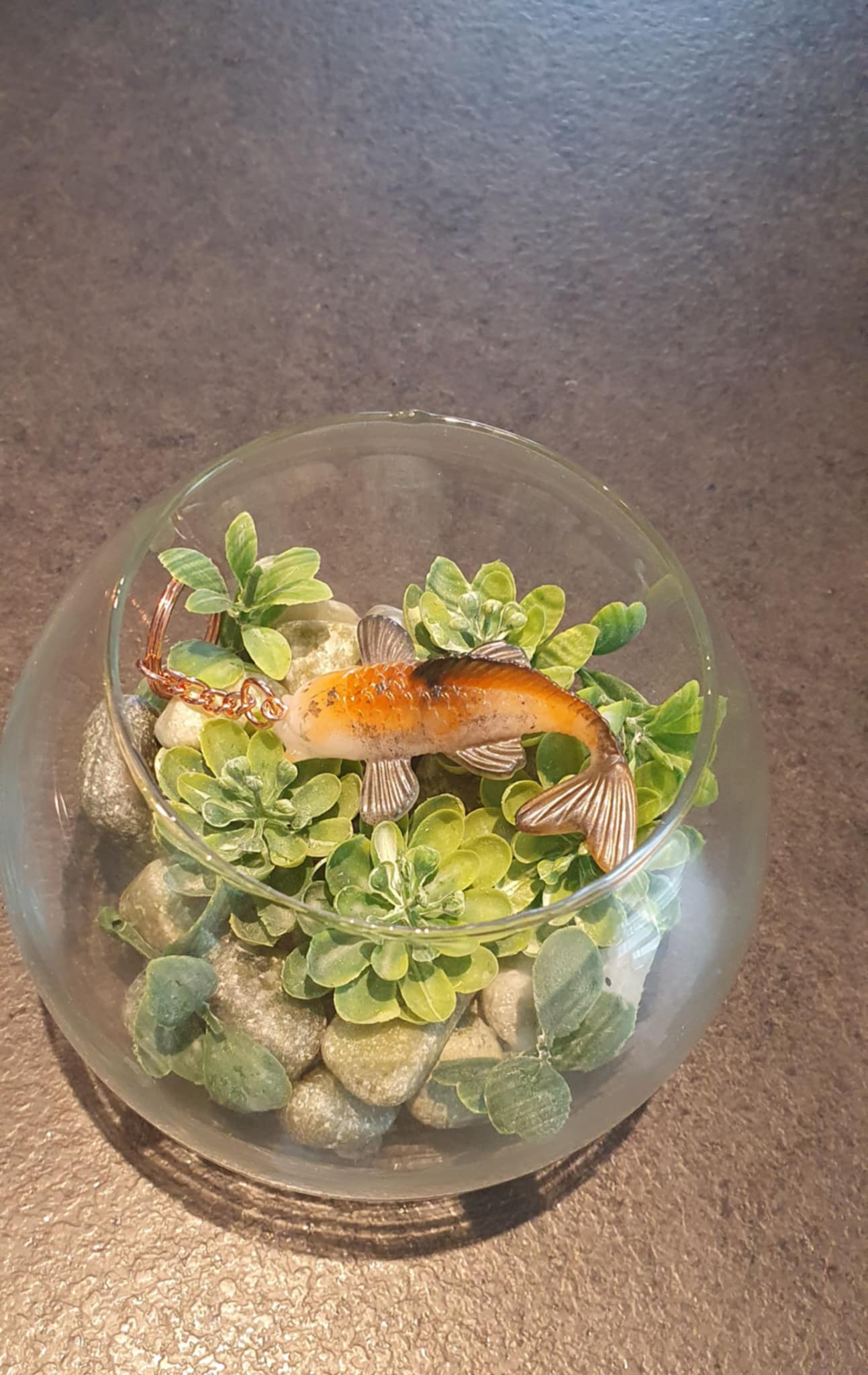 Porte-clés Carpe Koï Unique Orange, Noire et Blanche